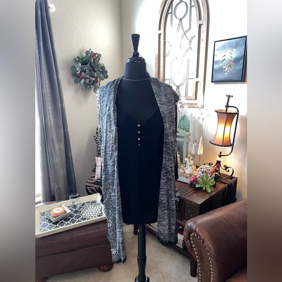 Sequin Vest - Picture 2 of 5